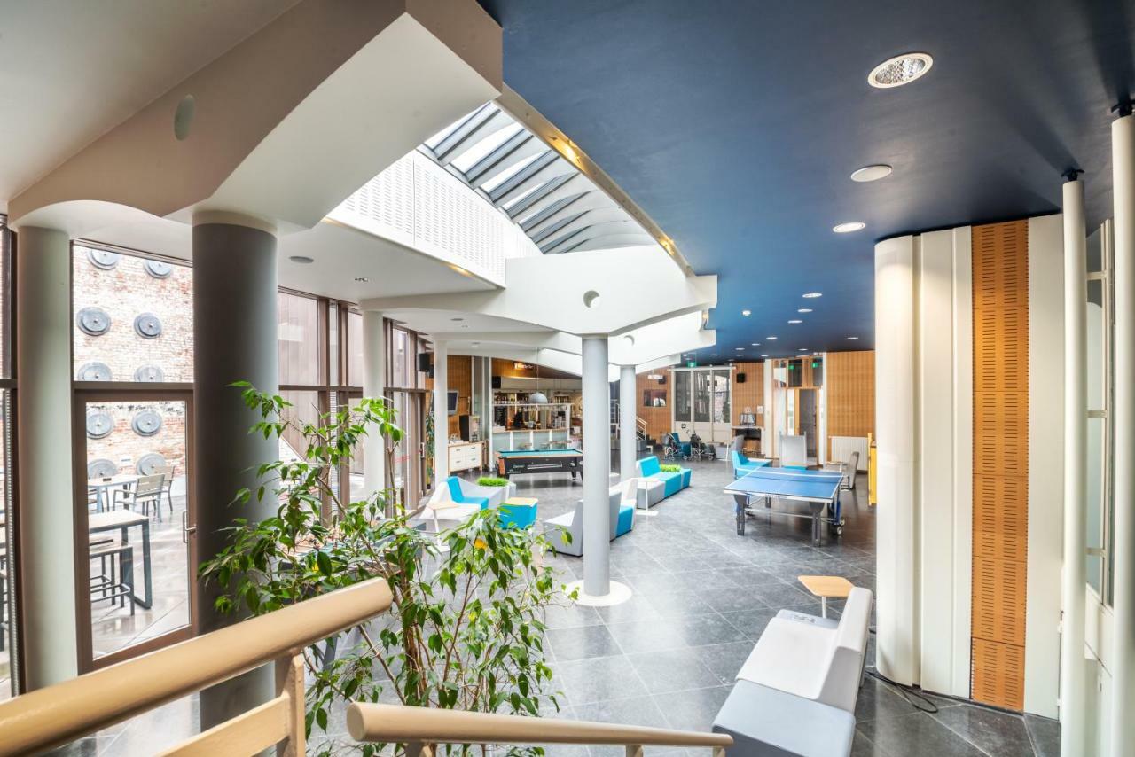 Auberge De Jeunesse De Монс Экстерьер фото